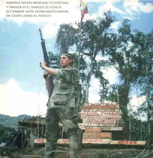 Nuestras Tropas Marchan Victoriosas, y Tiwintza es el símbolo de Honor, se combate hasta morir Heroicamente, sin ceder jamás al invasor. Foto obtenida de la Revista de Fuerzas Armadas del Ecuador, de Mayo de 1995.